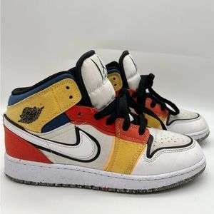 Jordans 1 Mid Navy Yellow Orange White size 5.5 Boys